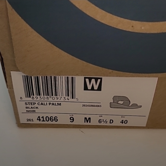 CLARK / 336Clarks WOMEN'S STEP CALI PALM WEDGE SANDAL - Picture 3 of 7